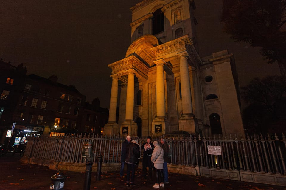 Jack the Ripper Walking Tour: Murder, Mystery, & the Women - A Stop You’ll Recognize: The From Hell Pub Moment