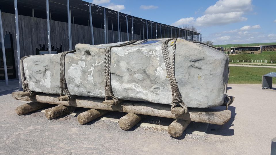 King Arthur Tour: Stonehenge, Glastonbury and Avebury - From central London to Stonehenge: the moment the day turns prehistoric