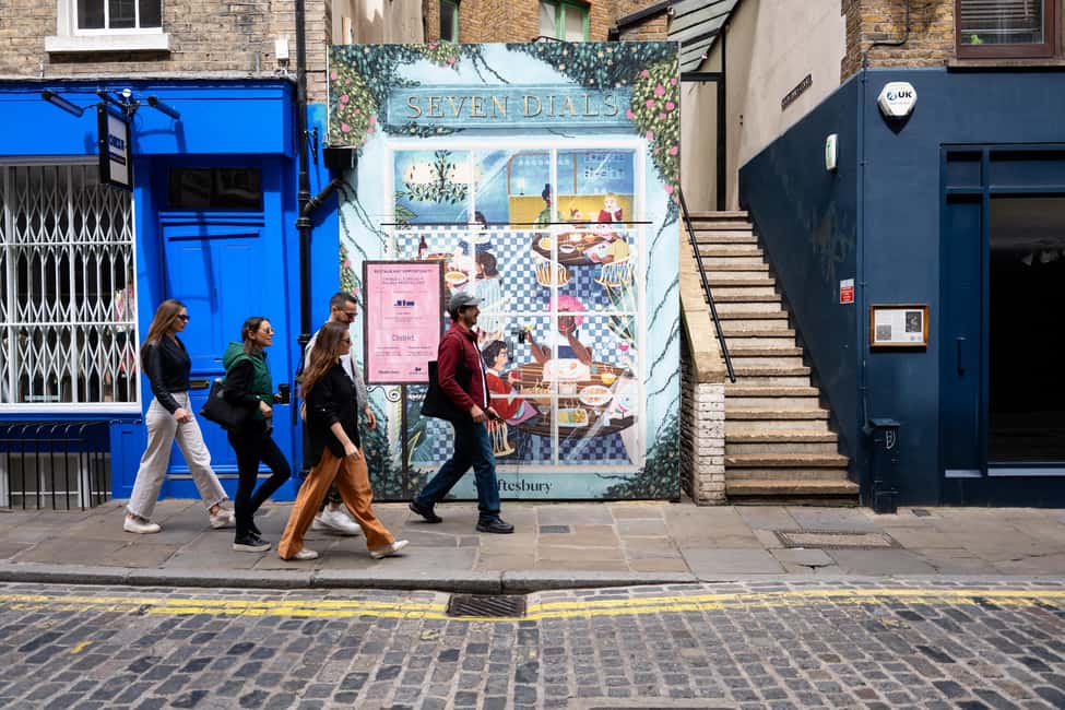 Local Foodie Adventure in London: 10+dishes, drinks and more - Wine and traditional drinks: when Soho turns social
