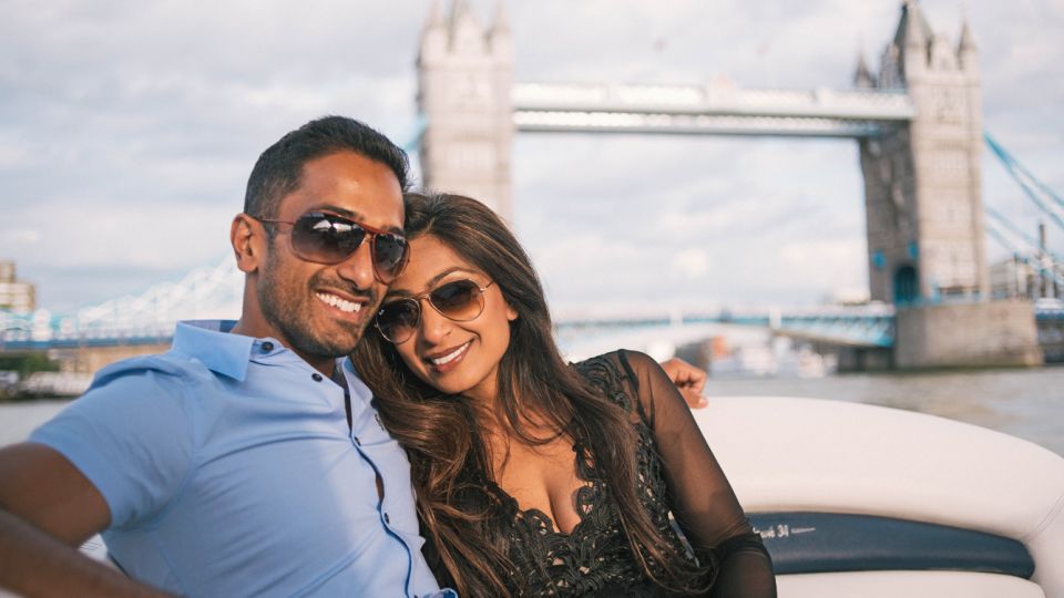London: 2 hour private luxury yacht hire on the River Thames - Key Highlights You Will Care About