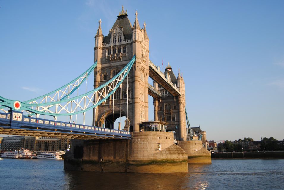 London: 3-Hours Private Walking Tour - Walking up Whitehall past Banqueting House and No. 10