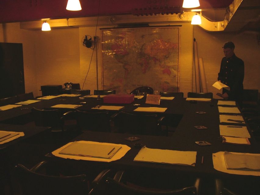 London: 30 Top Sights and Churchill War Rooms Tour - Southbank Centre, St Paul’s, and Borough Market: London that feels lived-in