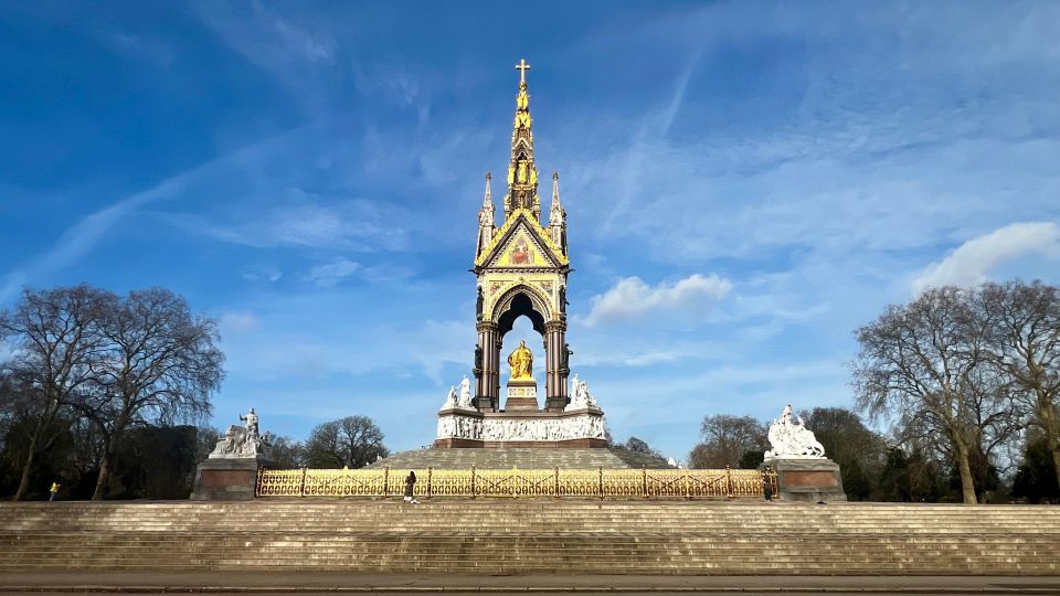 London: 5-Hour Private Tour with Pickup - Buckingham Palace, Harrods, and Royal Albert Hall: Royal to Glam, One Ride