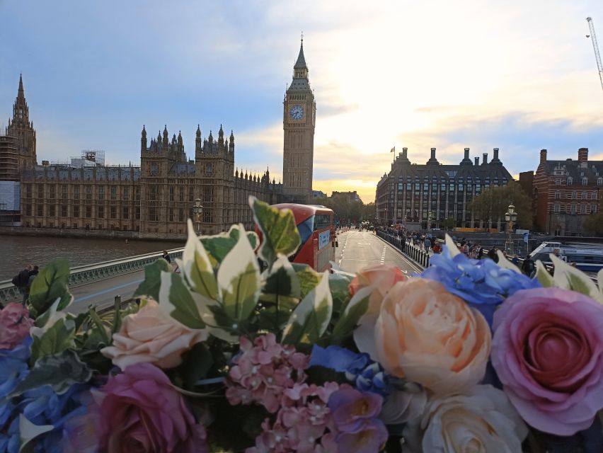 London: Bar Bus Tour by Tootbus - Should you treat it as a pre-dinner plan or the main event?