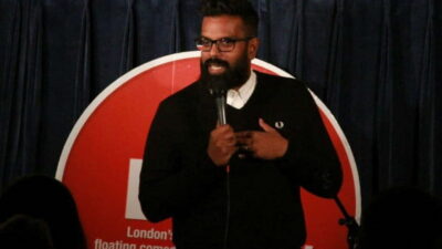 London: Boat Show Comedy Club Experience - Timing that works: doors at 7:30, show at 8, party until 2am