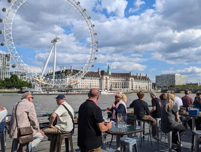 London: Boat Show Comedy Club Experience - Seating and show etiquette: what pre-allocated seats really means