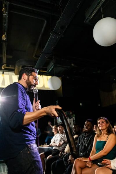 London: Bottomless Brunch Comedy - The Ding Dong Gong Show - The 1pm block: pizza plus 90 minutes of bottomless drinks