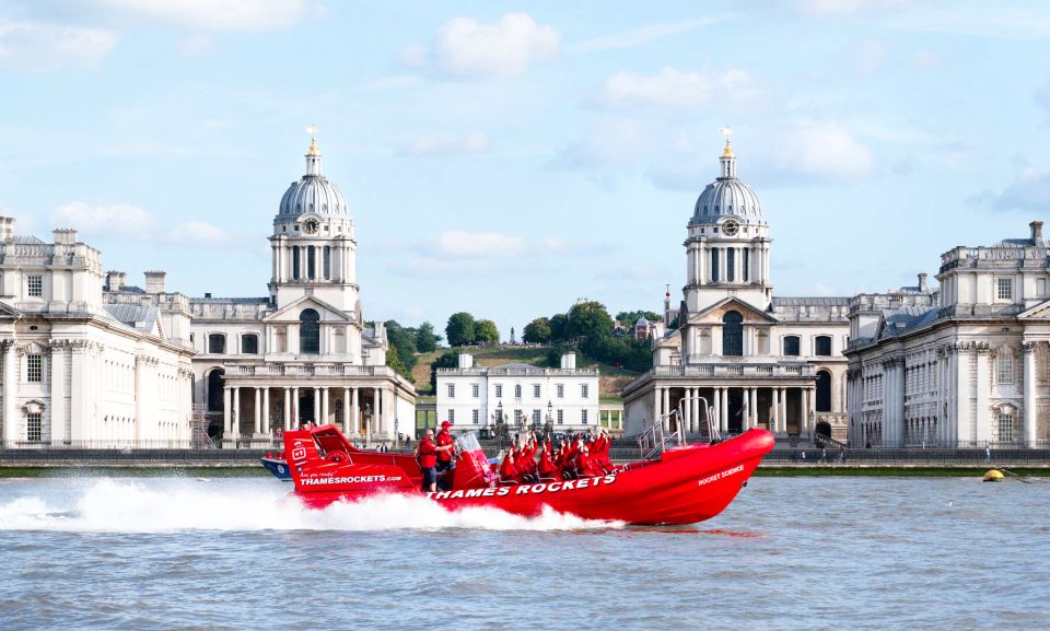 London: Break the Barrier Speed Boat Ride - HMS Belfast and Tower of London: When Photo Stops Actually Help