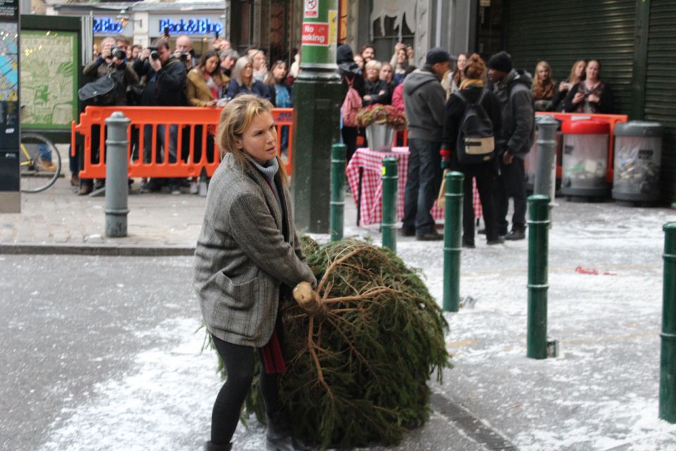 London: Bridget Jones 2–Hour Walking Tour - Tower Bridge, London Bridge, and St Paul’s: iconic London in the mix