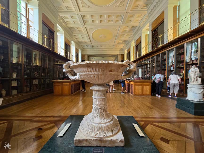 London: British Museum Guided Tour with Priority Entrance - Elgin Marbles and Greek myths: seeing sculpture as evidence