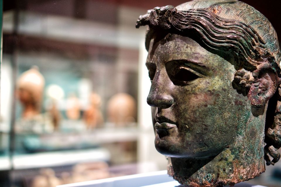 London: British Museum Private Tour for Kids & Families - Egypt Highlights: Rosetta Stone and Ginger the Mummy