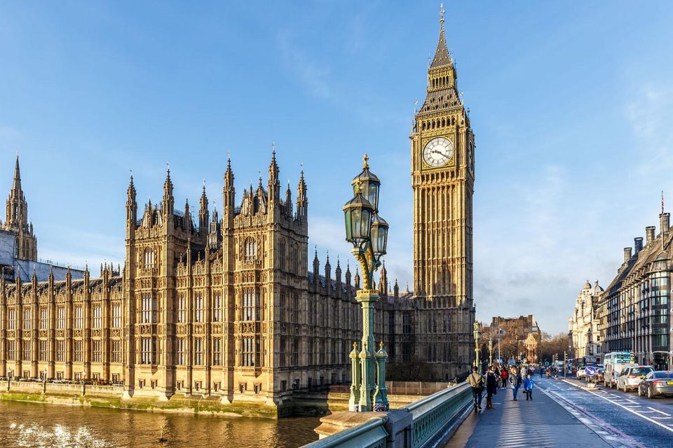 London: Buckingham Palace & Big Ben & Abbey Private Tour - Parliament Square and the Houses of Parliament area
