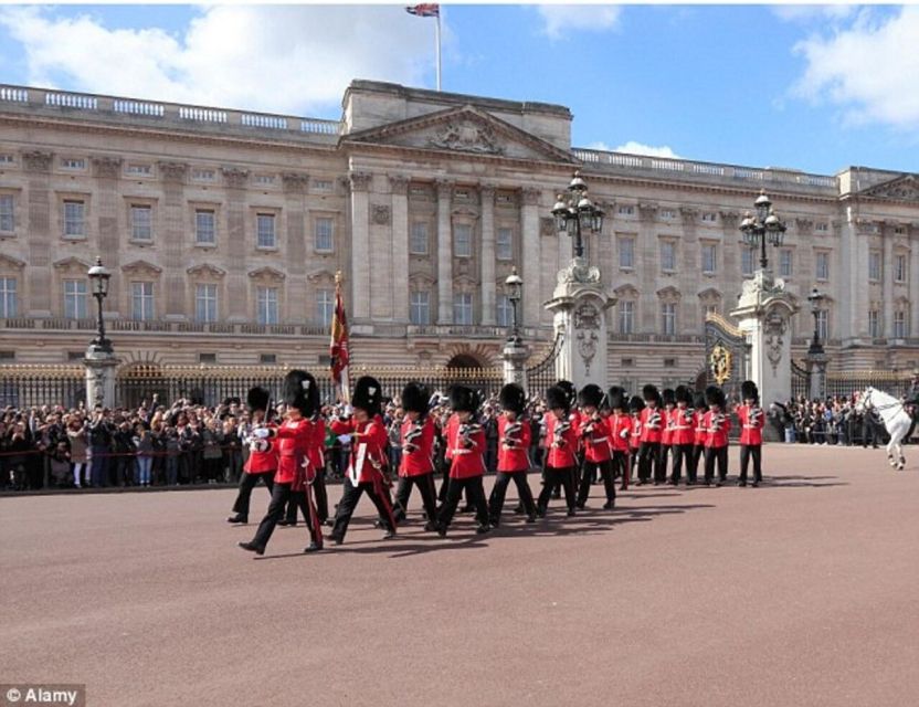 London: Buckingham Palace & Big Ben & Abbey Private Tour - Meeting outside The Ritz: easy start, clear direction