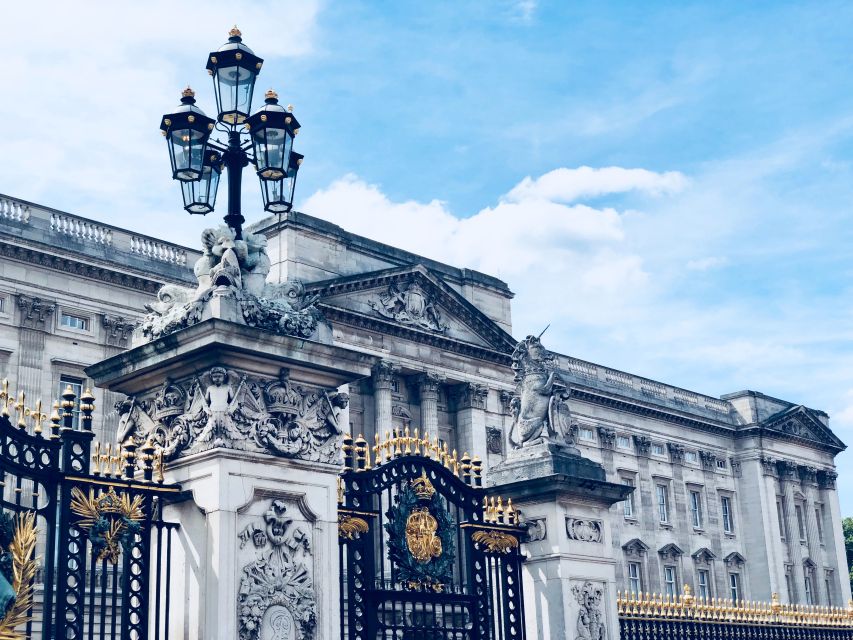 London: Buckingham Palace Walk & Tea at Kensington Palace - Price and value: is $160 per person a smart deal?