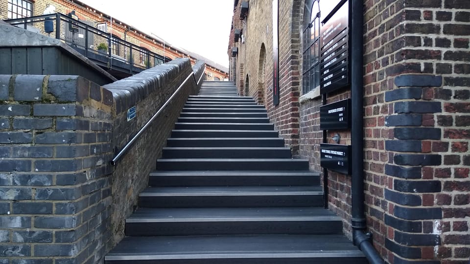 London: Camden Rock and Roll Music Walking Tour - Madness on the pub trail: Dublin Castle and the discovery spot
