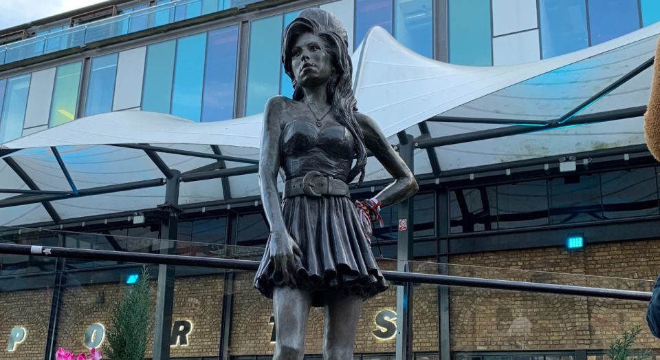 London: Camden Walking Tour - Camden Lock and Camden Market: food, shopping, and the end-of-tour payoff