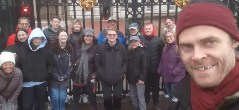 London: Central London Outdoor Tour - Walking Westminster from Green Park to Parliament Square