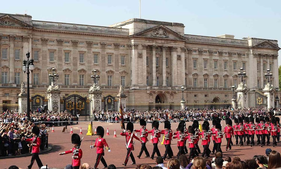 London: Changing of the Guard and Royal Palaces Walking Tour - Who This Tour Fits Best (And Who Should Skip It)