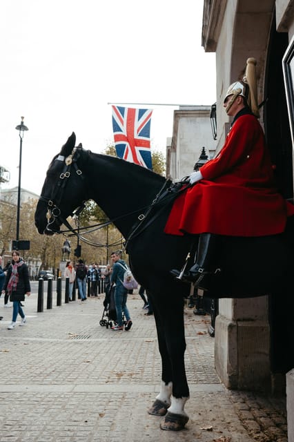 London: Changing of the Guard Experience and Landmarks Tour - Price and Value at $49: When It Feels Like a Deal