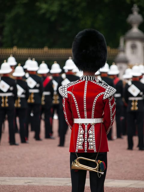 London: Changing of the Guard Experience and Landmarks Tour - Green Park Start: A Simple Meeting That Gets You Moving