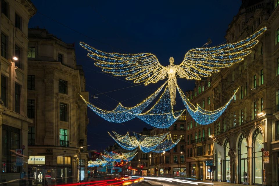London: Christmas Eve City Tour with Dinner & Midnight Mass - Key Highlights at a Glance