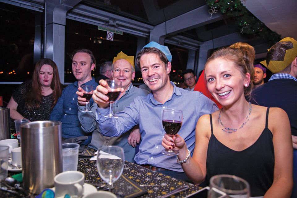 London: Christmas Party Dinner Cruise - Dancing After Dinner: DJ Set and How the Night Flows