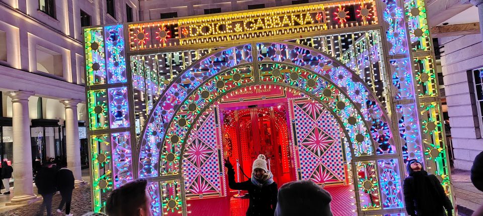 London Christmas Sparkle Walking Tour Small Group - Old markets, secret streets, and how the guide adds meaning