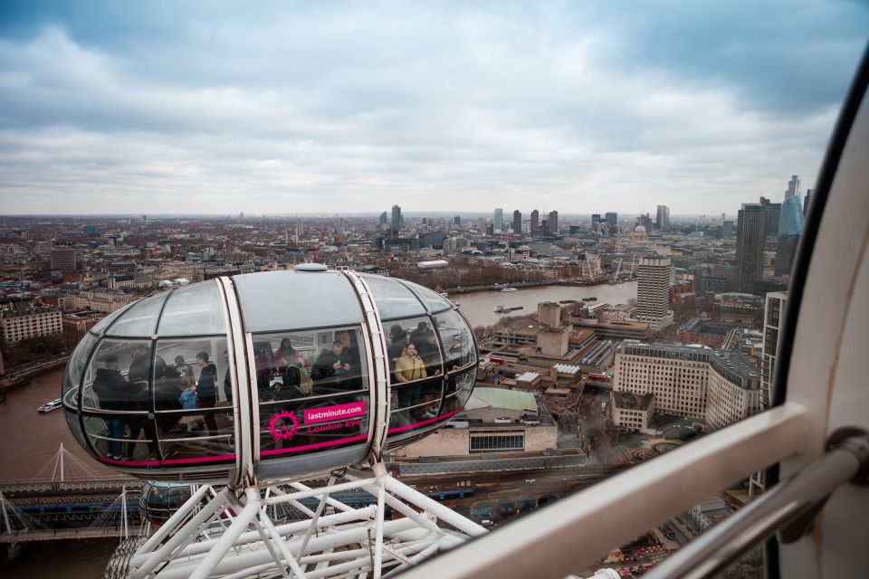 London: City Tour with River Cruise & London Eye - Thames River Cruise: the view that gives your feet a break