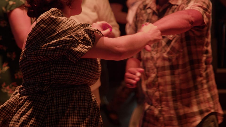 London: Country Music Party with Line Dancing, Two-stepping - Bottomless Brunch Add-On: mimosas, burgers, and a vegan option