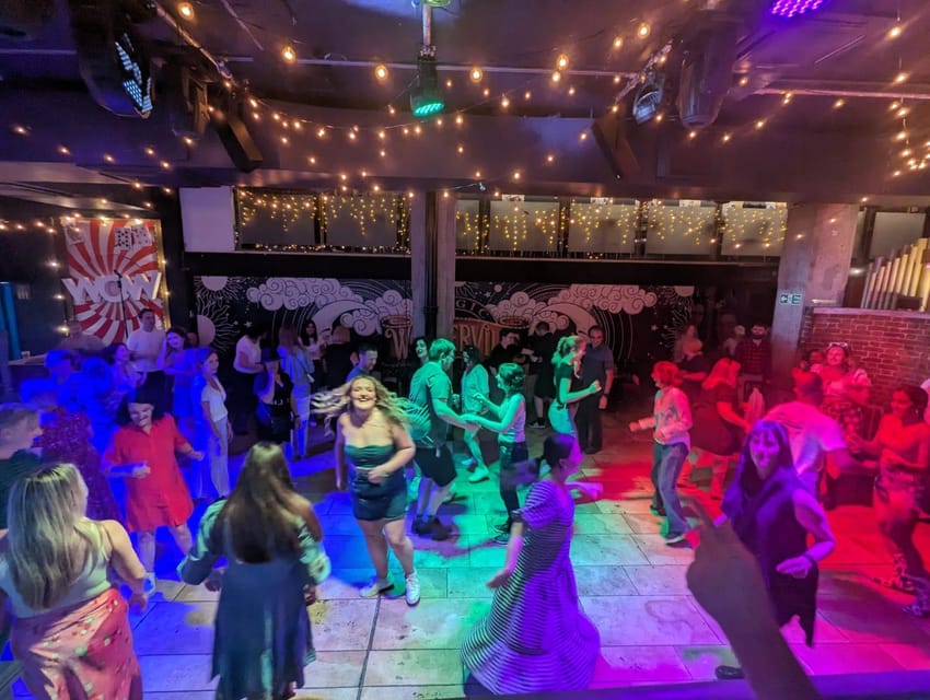 London: Country Music Party with Line Dancing, Two-stepping - What to Wear, How to Pace Yourself, and Who Should Skip