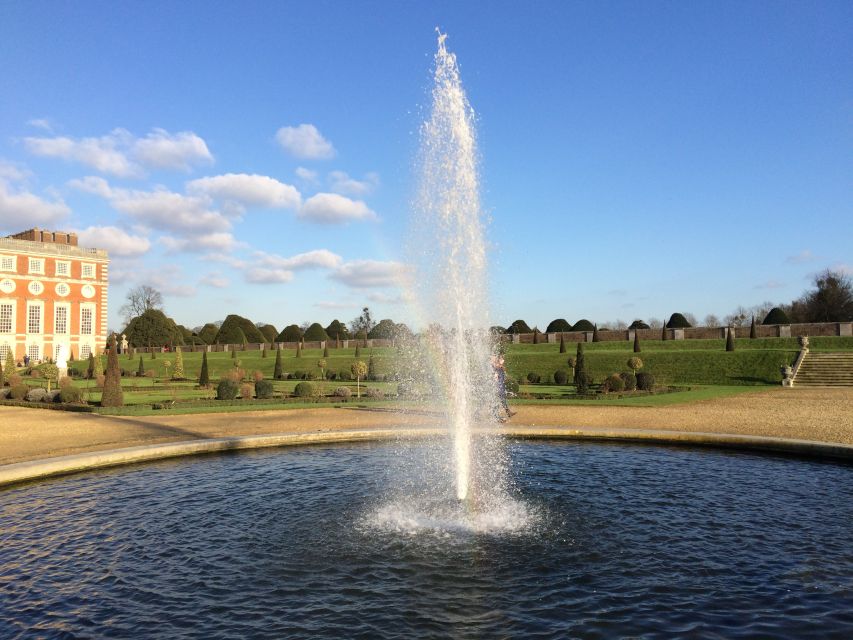 London: Customizable Walking Tour with Private Guide - Buckingham Palace, the royal balcony moment, and the Guards ceremony