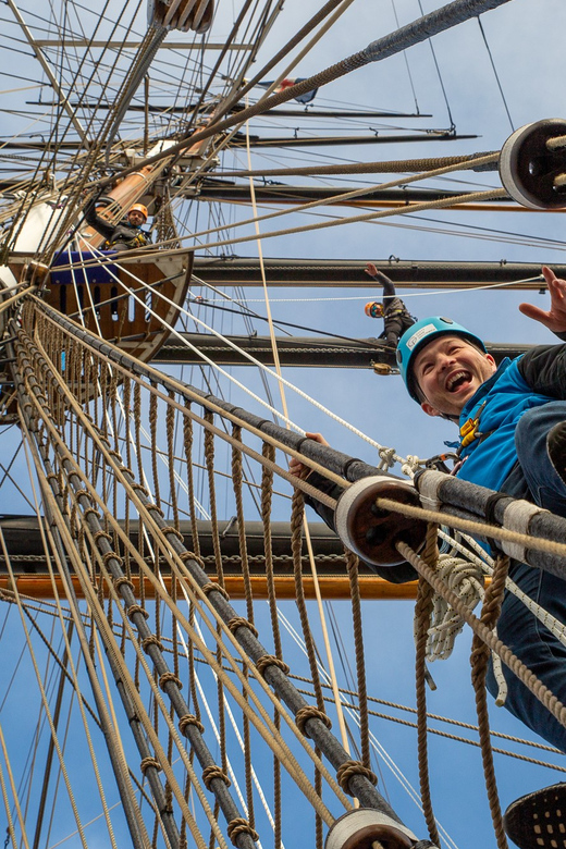London: Cutty Sark Entry Ticket with Guided Rig Climb - The abseil down: controlled, fast, and oddly satisfying