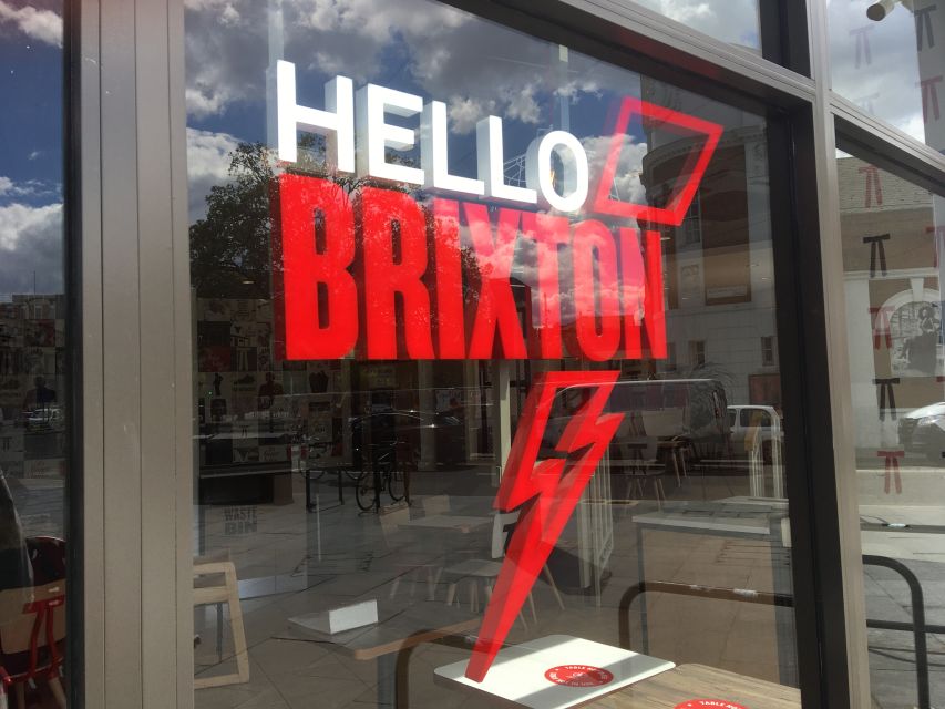 London: David Bowie Walking Tour - Guides make it or break it: delivery, humor, and attention to the group