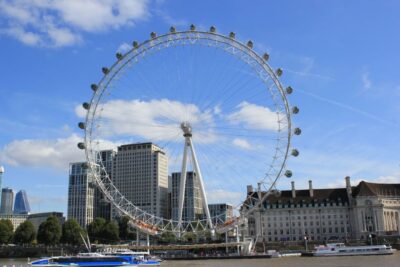 London: Doctor Who Guided Walking Tour - The 10 Downing Street Stop: Where Episodes Turn Into Real Streets