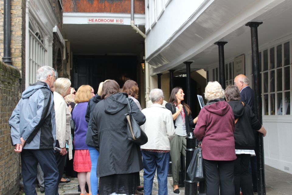 London: Downton Abbey Guided Walking Tour - Anna and Bates Tension Walk: Retracing Movements in London