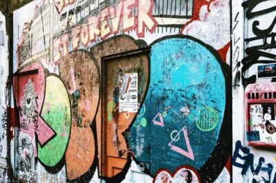 London East End - Guided Walking Tour 12 guests 2,5h - Spitalfields Market and Truman Brewery: street art meets market-day reality