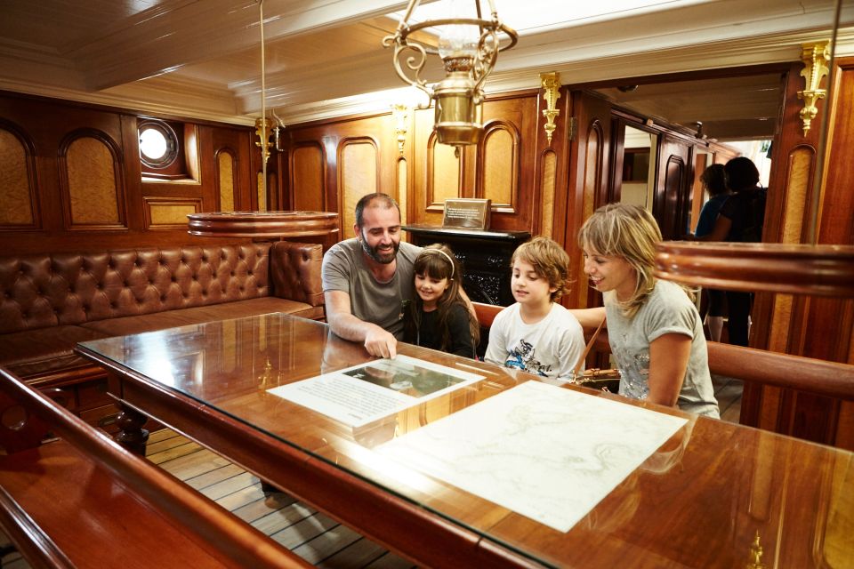 London: Entrance Ticket to the Cutty Sark - Main deck to the wheel: the best hands-on feeling on the ship