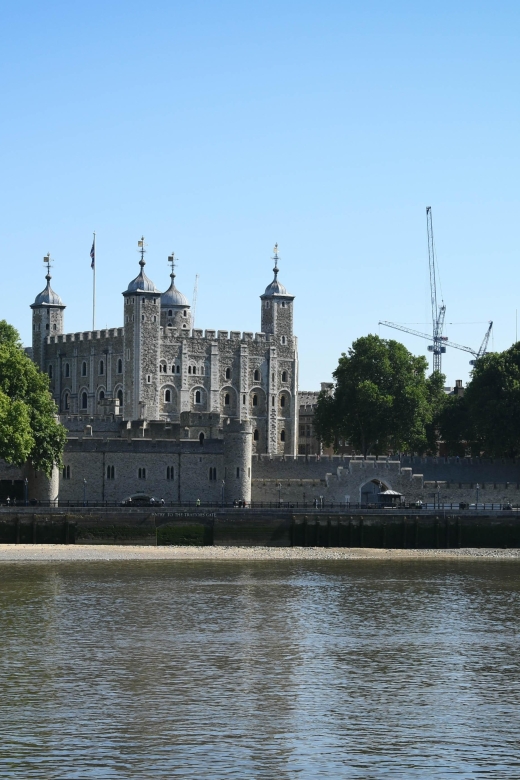 London: Explore The Tower of London & Tower Bridge! - Westminster Top Sights walking tour: big monuments, clear context