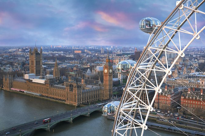 London Eye Fast-Track Ticket with Hop-On Hop-Off Tour and River Cruise - The included bus commentary and earphones: when it helps