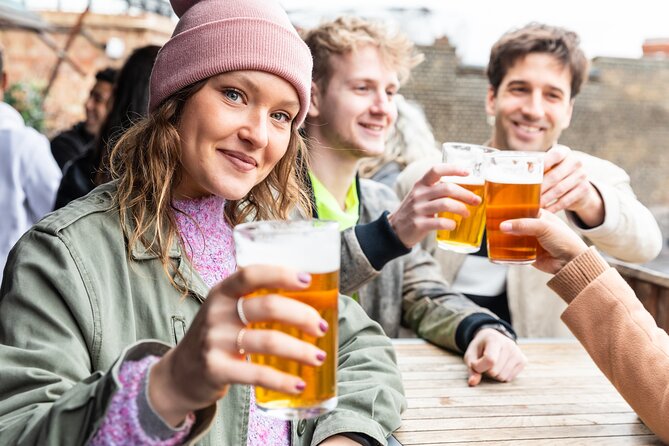 London Food & Drinks Private Tour - British Taverns & Pubs - East End Pub Culture, With Street Art as the Road Map