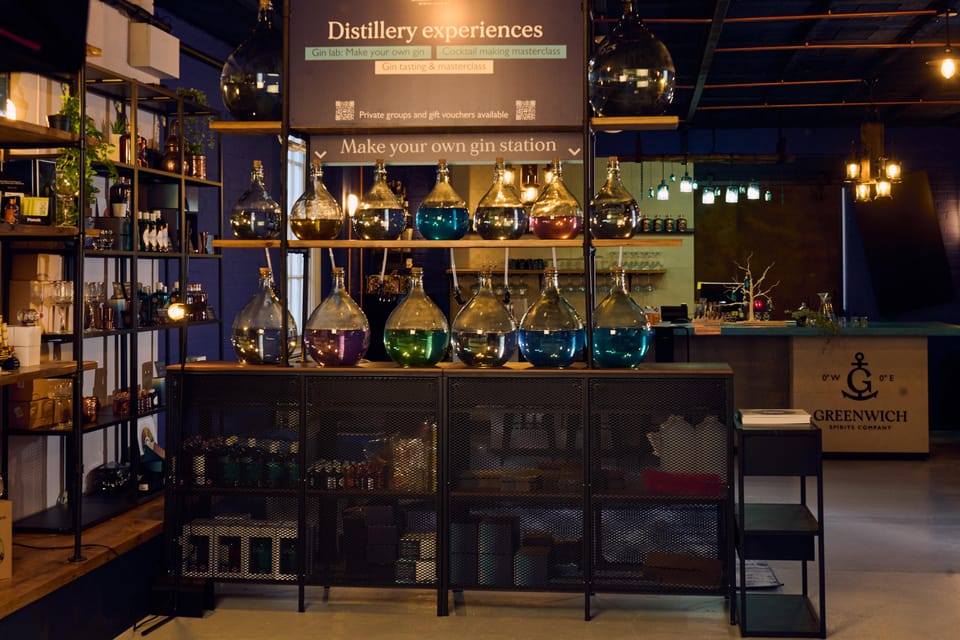 London: Gin Tasting & Masterclass - Stop-by-Stop: From Welcome G&T to Four Gin Tastes
