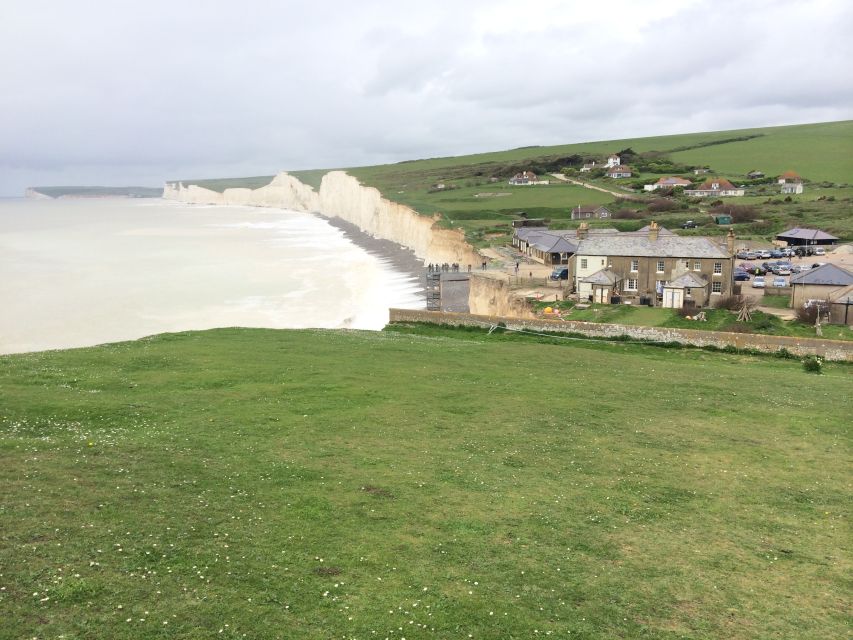 London: Guided Day Trip to Brighton and Seven Sisters - Hove on the extended day: why it’s a nice bonus