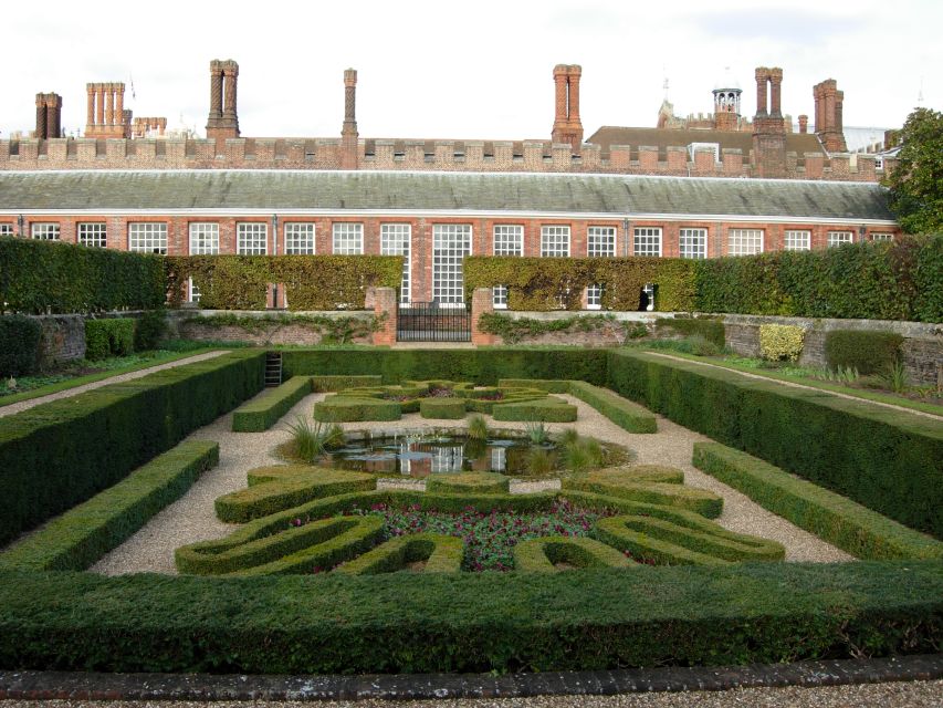 London: Hampton Court Private Guided Tour - Guides matter: what the best ones do (and what to watch for)