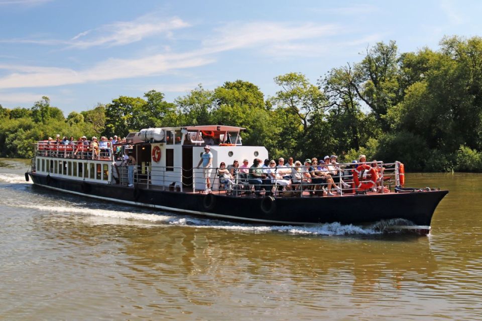 London: Hampton Court to Westminster River Thames Cruise - Onboard comfort: top-deck views plus indoor/outdoor seating