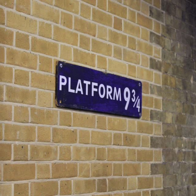 London: Harry Potter Movie Location Tour with an APP - Key highlights worth planning for