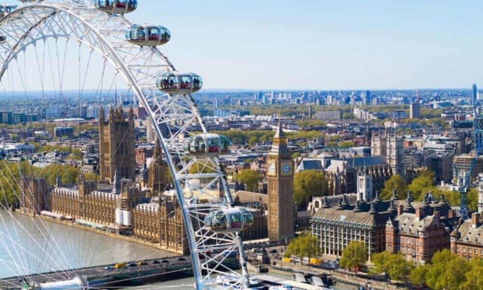 London: Harry Potter Tour & London Eye w/ Fast Track Tickets - Cecil Court and the House of Spells: the streets feel like set dressing