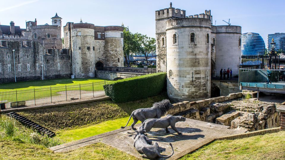 London: Harry Potter Walking Tour and Tower of London Entry - Tower of London entry: 2 hours with Crown Jewels and ravens