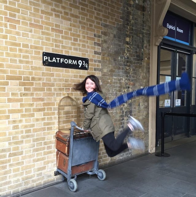 London: Harry Potter Walking Tour & the London Dungeons - Palace Theatre stop and House of Spells shop time