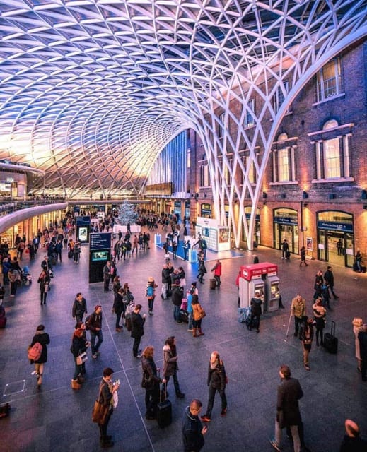 London: Harry Potter Walking Tour & the London Dungeons - What to bring for comfort (and what to leave behind)