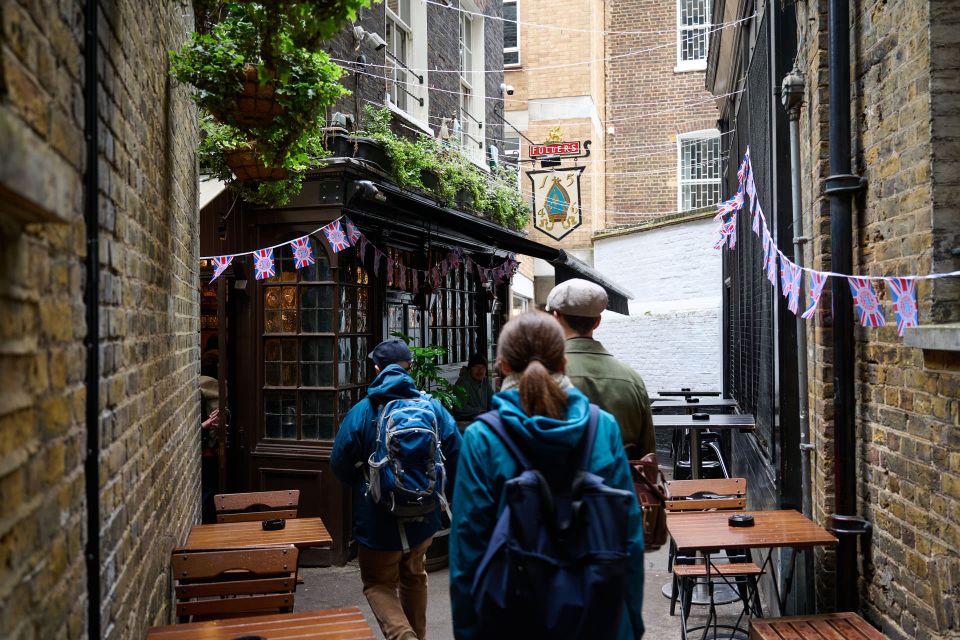 London: Historic Pubs, British Ales & Classic Dishes - Key things to know before you go
